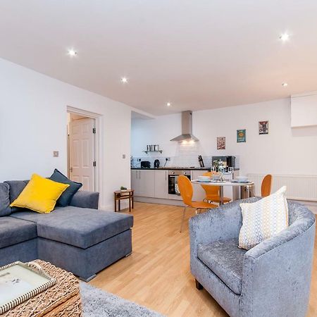 5 Minutes To The Beach! Apartment Margate Bagian luar foto