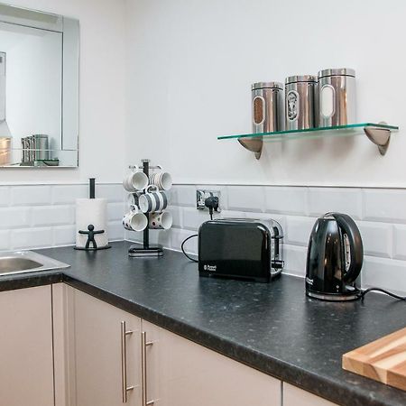 5 Minutes To The Beach! Apartment Margate Bagian luar foto